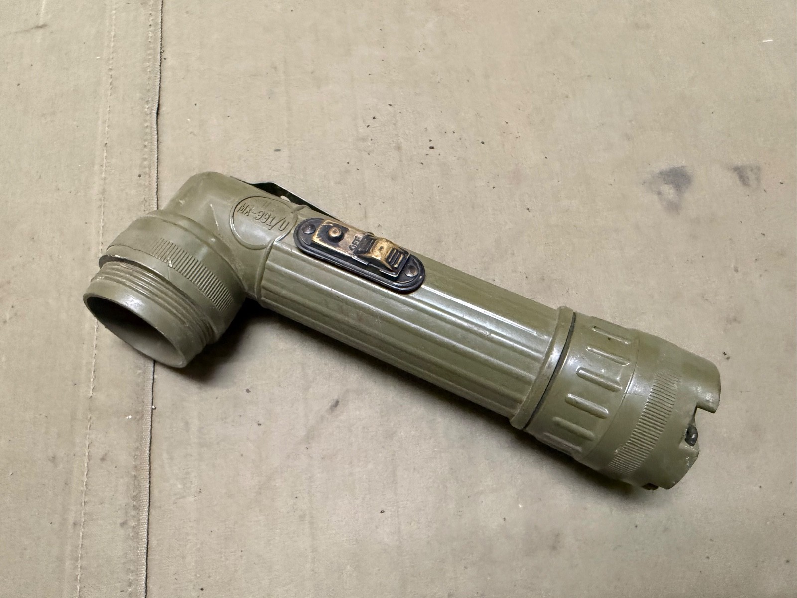 ORIGINAL VIETNAM WAR US ARMY INFANTRY PERSONAL MX-991/U FLASHLIGHT