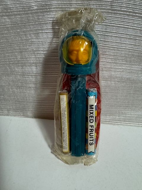 Pez Astronaut NO FEET pat 3.9 Factory Sealed in bag Collectors Quality Condition