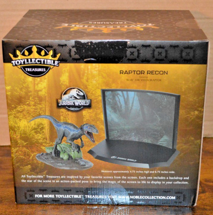 Jurassic World The Noble Collection Toyllectible Treasures Blue Raptor Recon New