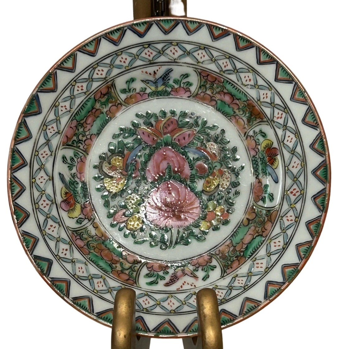 Chinese Famille Rose Butterfly Single Dessert Plate 6” Vintage 1920’s
