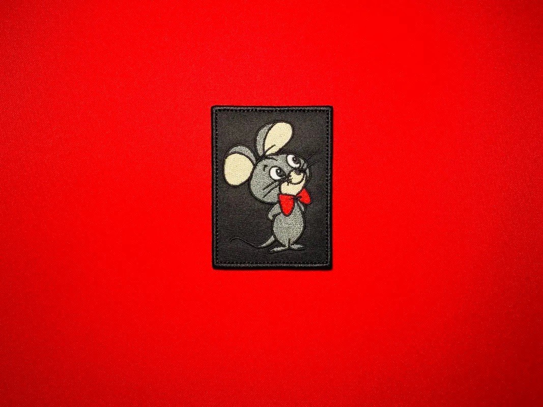 Los Chapitos “El Ratón” Mouse Patch (4×3”)-Hook and Loop