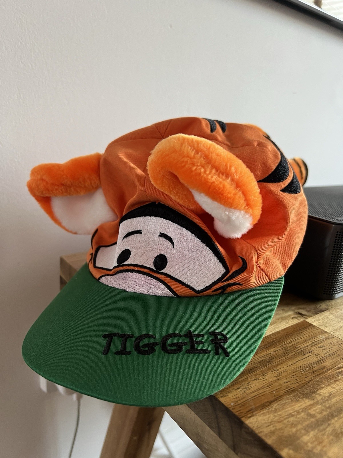Vintage 2001 Walt Disney World Kids Tigger Cap Hat Plush Ears & Tail Toddler VGC