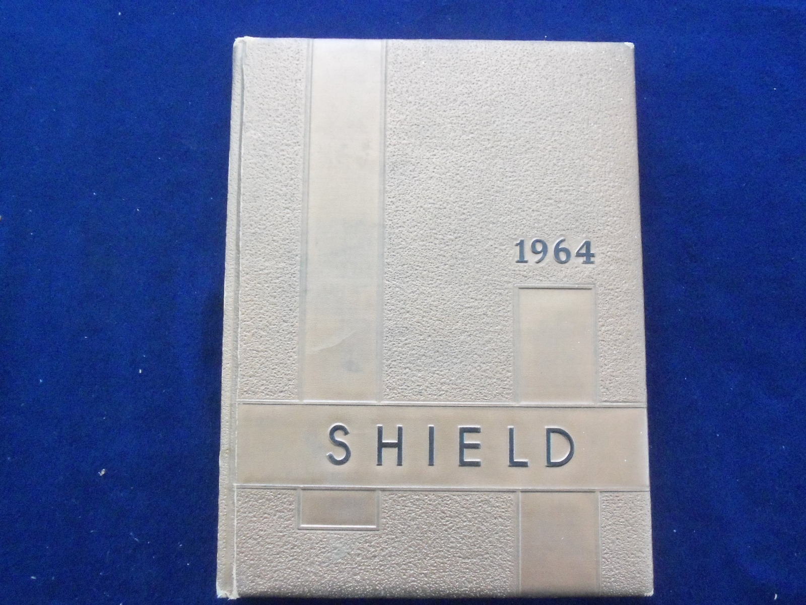 1964 SHIELD NORTHEASTERN INSTITUTE FOR CHRISTIAN EDUCATION YEARBOOK - YB 3217