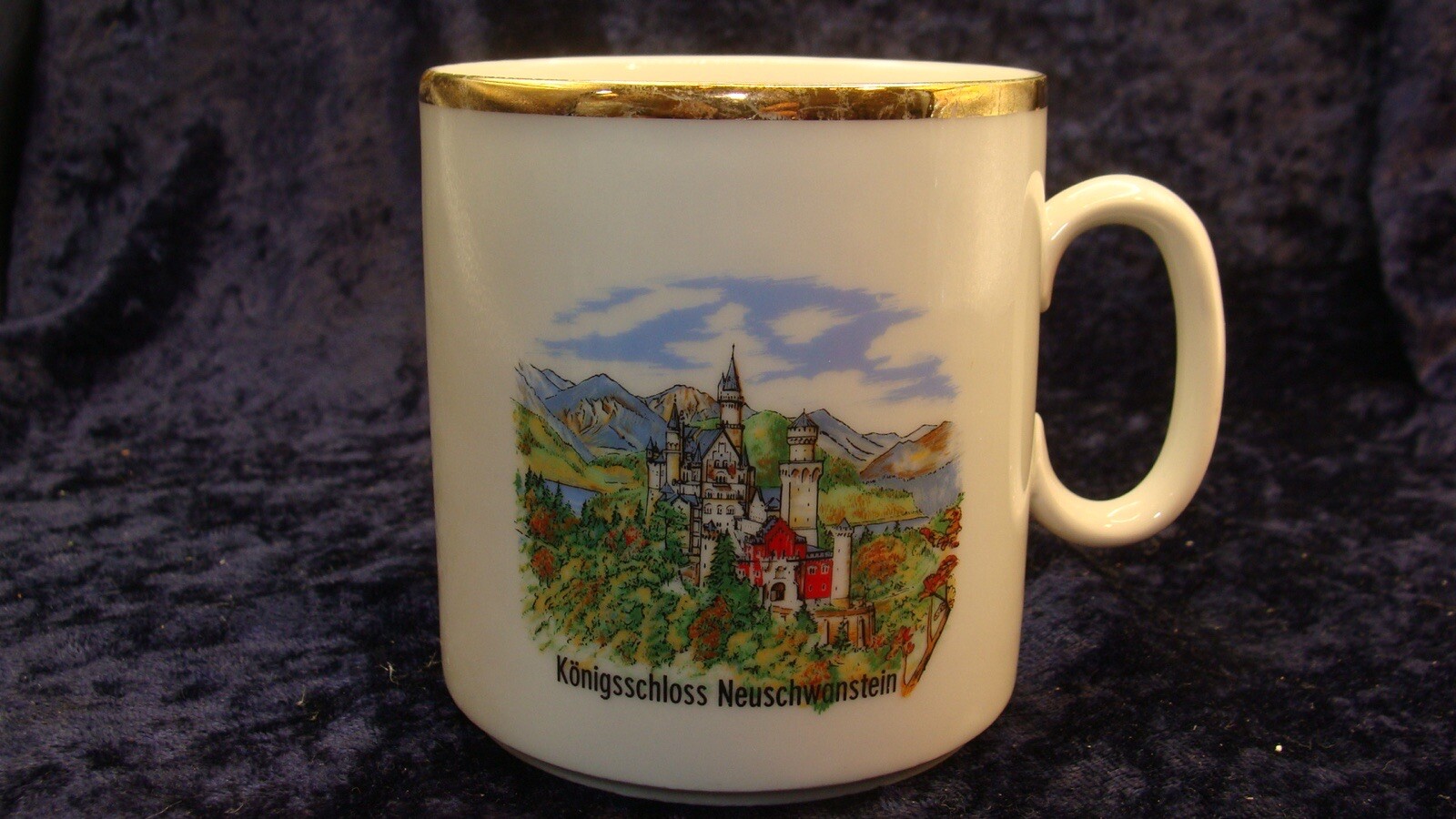 KONIGSSCHLOSS NEUSCHWANSTEIN ~ Mug Cup ~ KWC ~ 3.25” ~