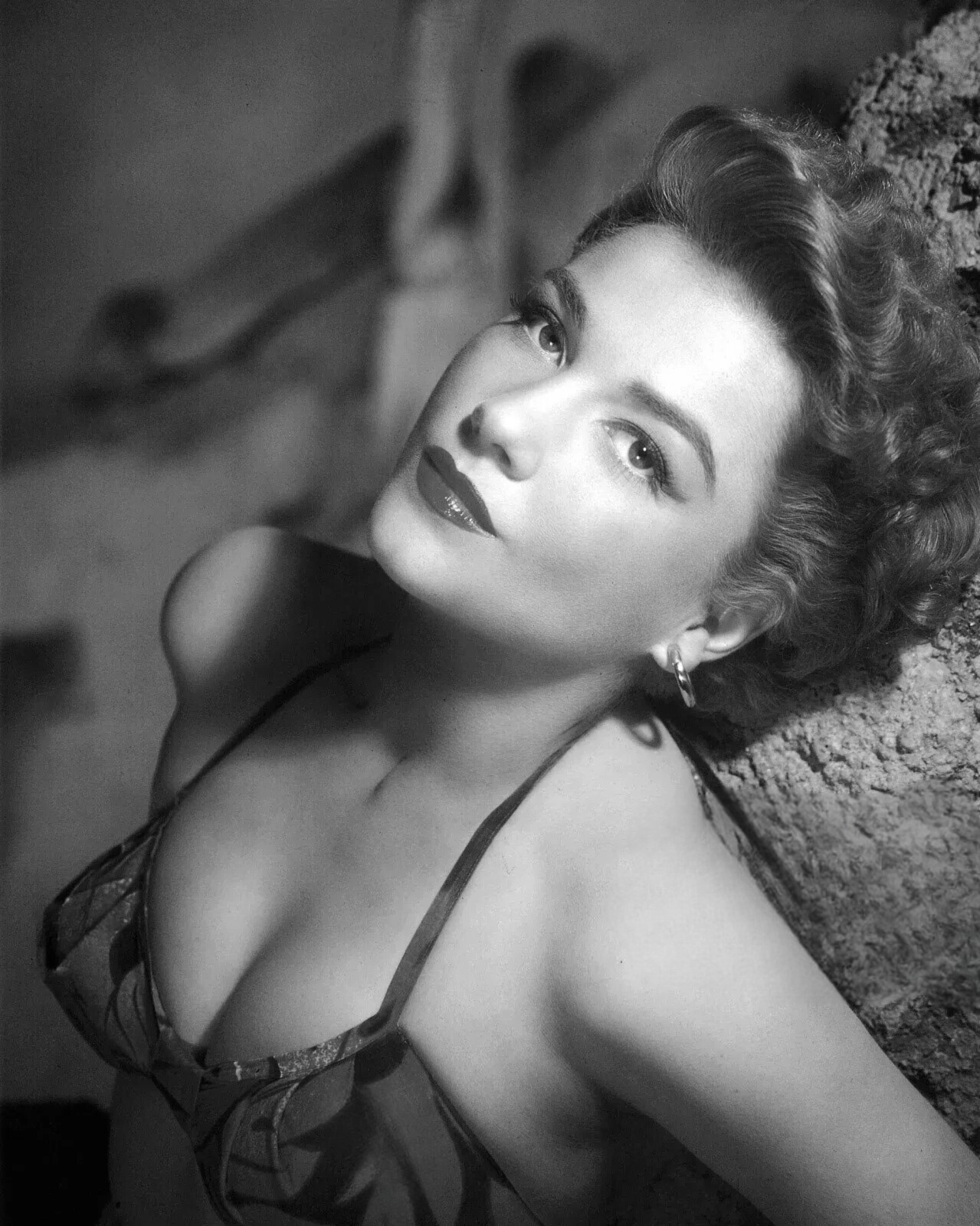 Anne Baxter 5x7 Photo - No white or black borders (30 Different Photos)