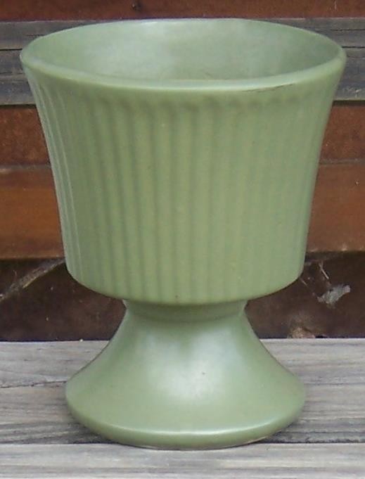 Avocado McCoy Floratine Pedestal Ribbed Planter Mid Century Decorative Pottery