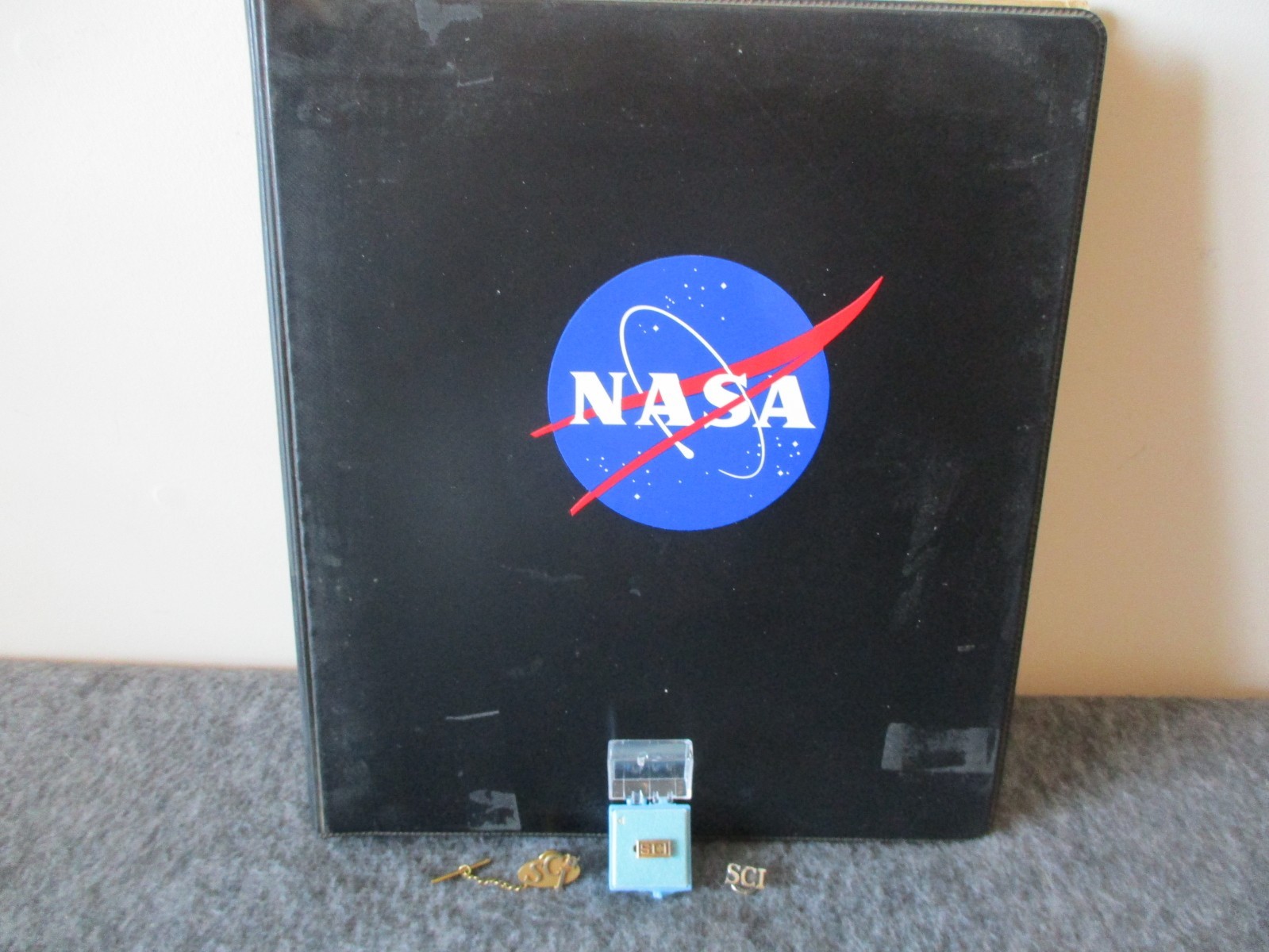 NASA MSFC SCI-SPACECRAFT Inc &JFD APOLLO SATURN ROCKET HARDWARE& COMPONENTS+PINS NASA MSFC SCI-SPACECRAFT Inc &JFD APOLLO SATURN ROCKET HARDWARE& COMPONENTS+PINS