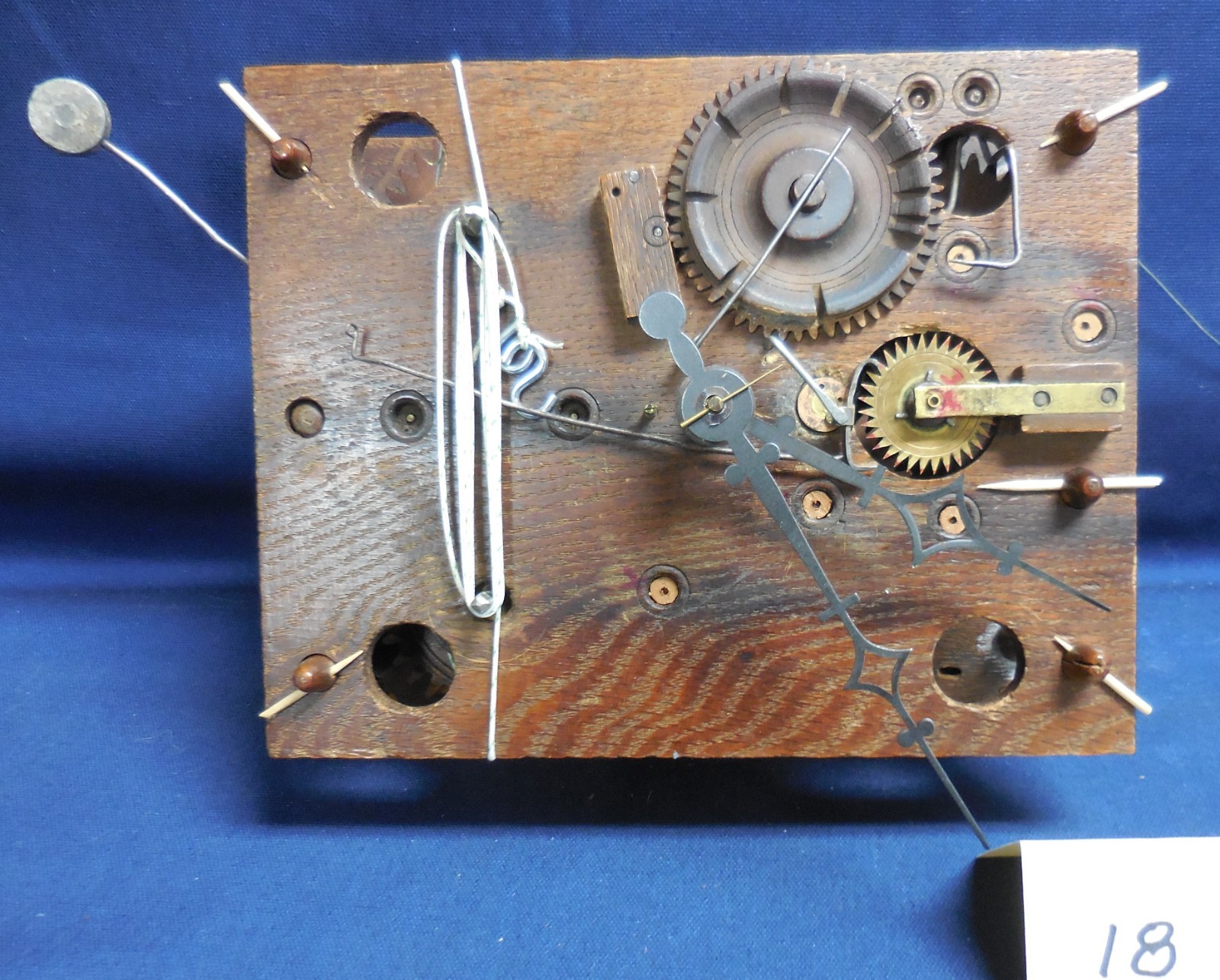 WOODEN WORKS CLOCK MOVEMENT - FOR PARTS OR REPAIR