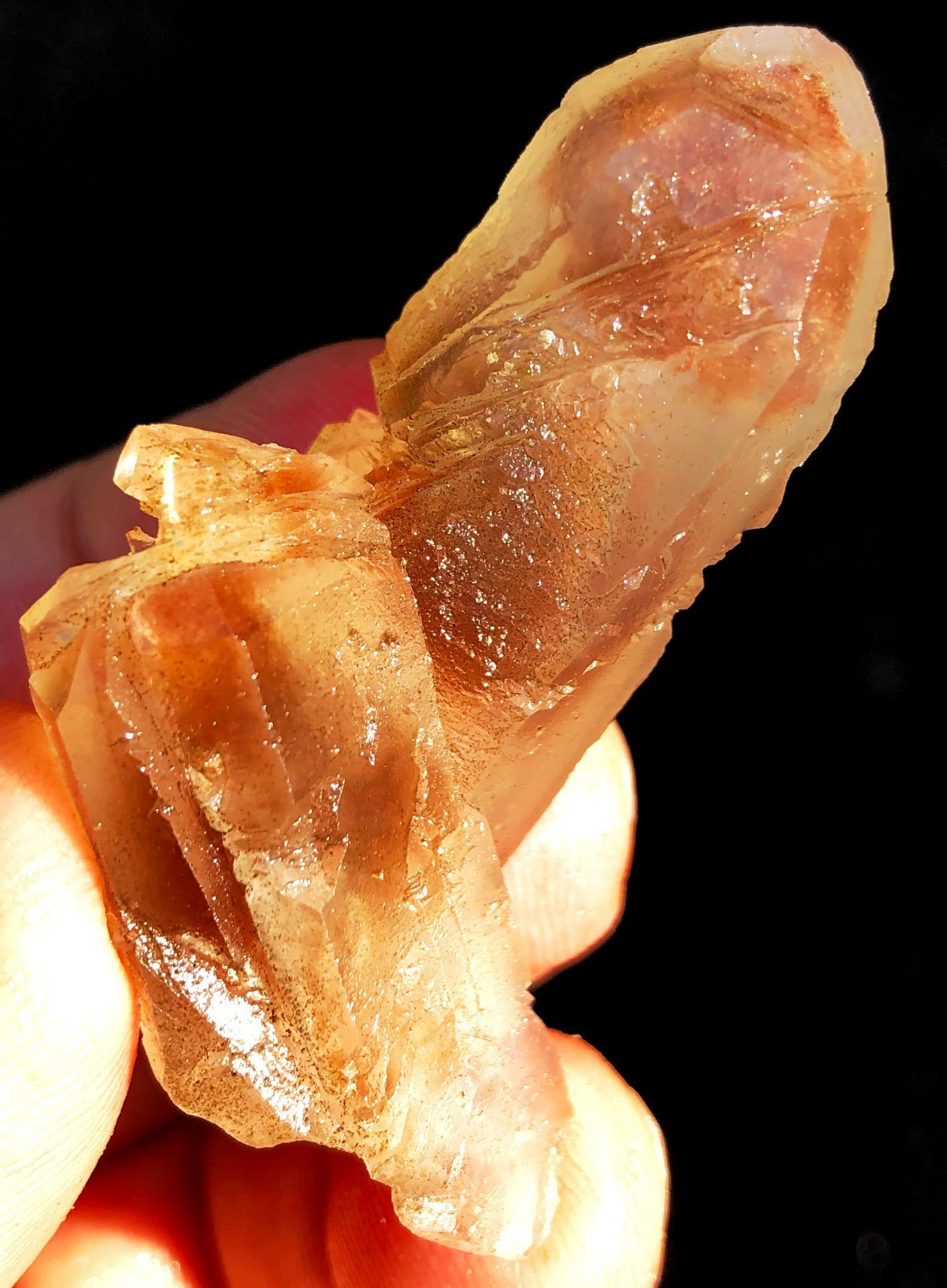 26.6g Phantom \'Red Ghost\' Lemuria QUARTZ Lemuria Crystal Point &Pyramid ip1923