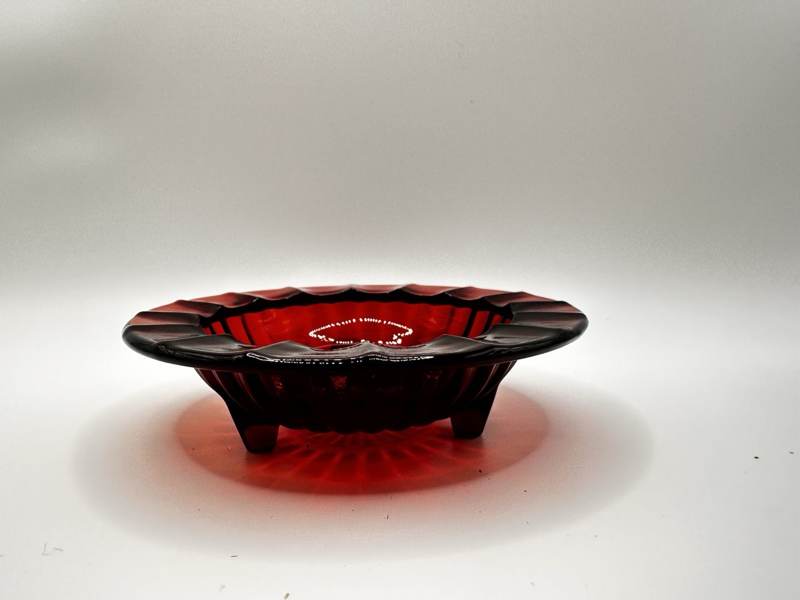 Anchor Hocking Royal Ruby Red Ribbed Footed Glass Ashtray Trinket Dish 4” MCM