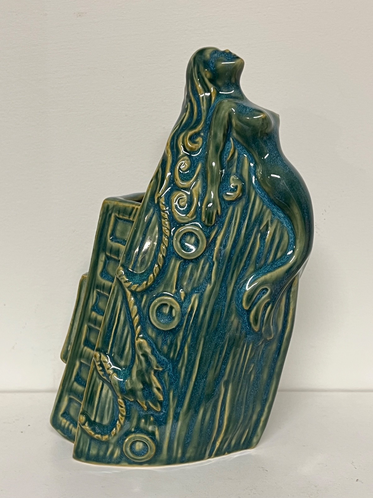 Psycho Suzi’s Ports Of Pleasure Maidenhead Mermaid Tiki Mug Carolyn Kopecky 2012 Psycho Suzi’s Ports Of Pleasure Maidenhead Mermaid Tiki Mug Carolyn Kopecky 2012