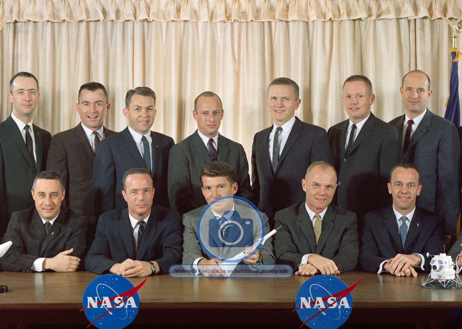 NASA ASTRONAUTS GROUP 1 AND 2 MERCURY 1959 1962 5X7 PHOTO