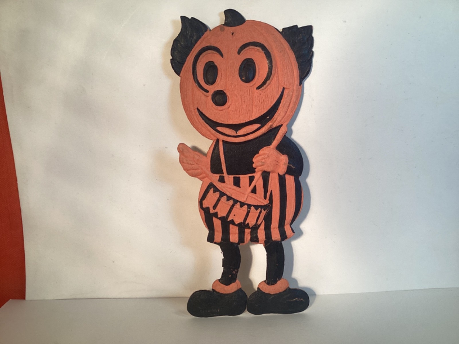VINTAGE HALLOWEEN GERMAN EMBOSSED DIE CUT MICKEY DRUMMER BOY