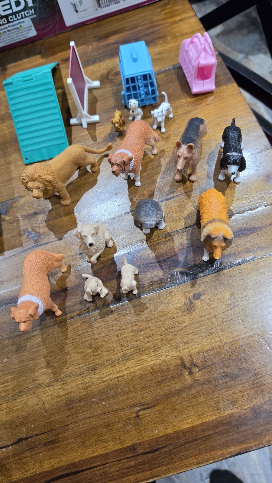 Lot of 13 Unbranded Dog Figurines Plastic Figures Toys With 4 Accessories 