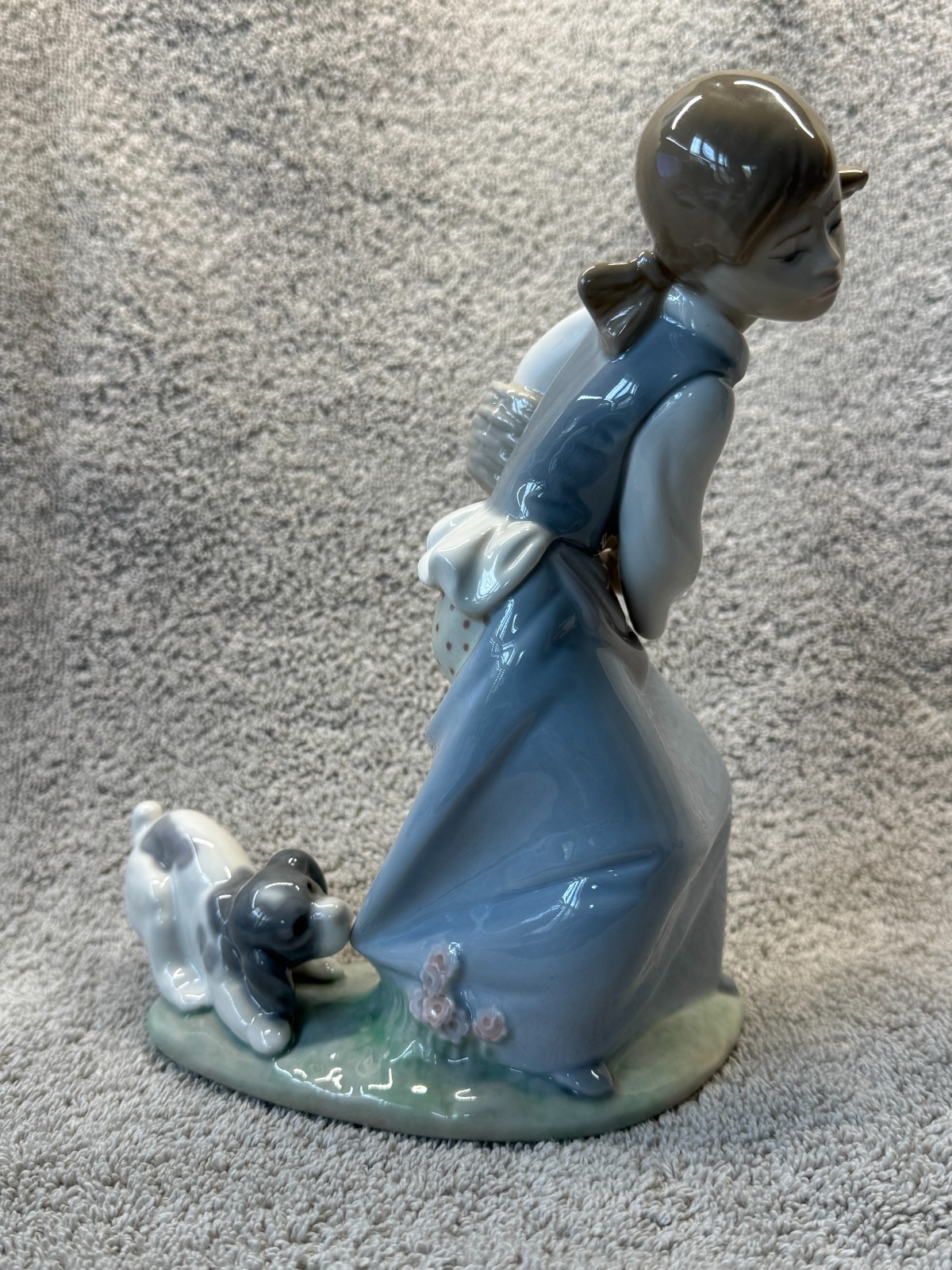 Retired LLADRO #4982 \