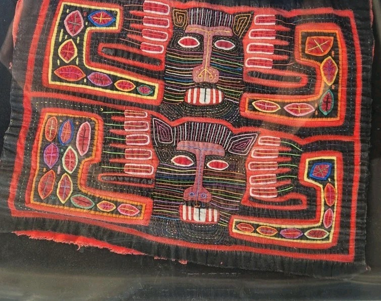 Vtg Kuna Mola textile artwork Panama stylized Jaguar hand-stitched