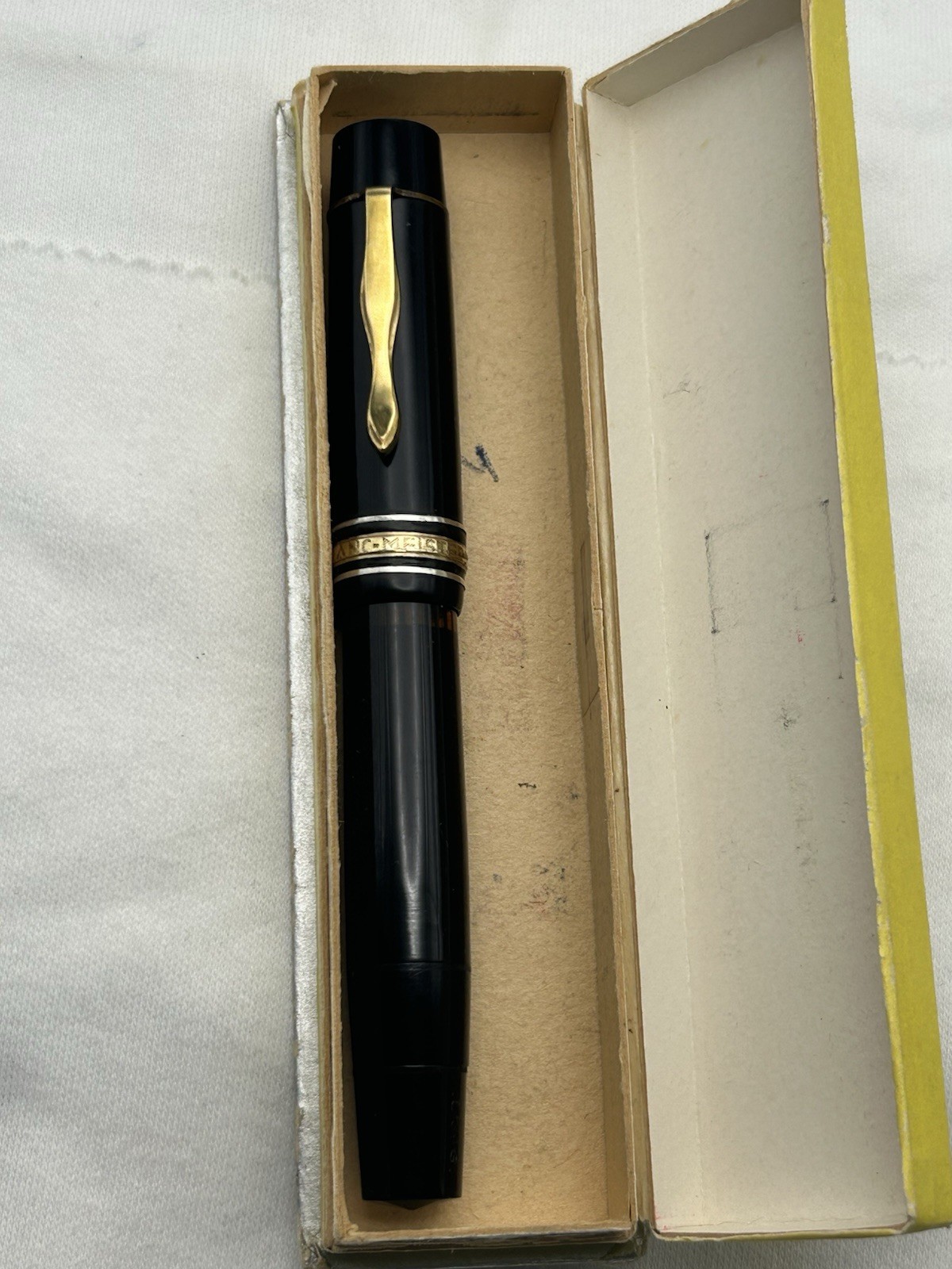 Vintage Montblanc L139G  Fountain Pen 14C OBB Nib-VG condition