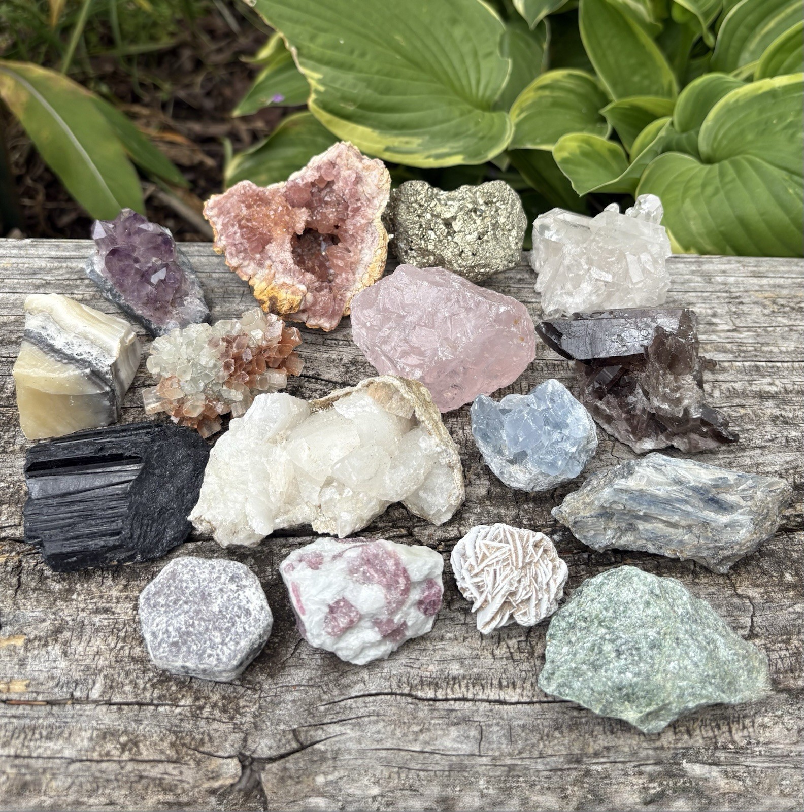 Large 16 Pc Mineral Specimens Lot- Amethyst, Quartz, Pyrite, Tourmaline & More