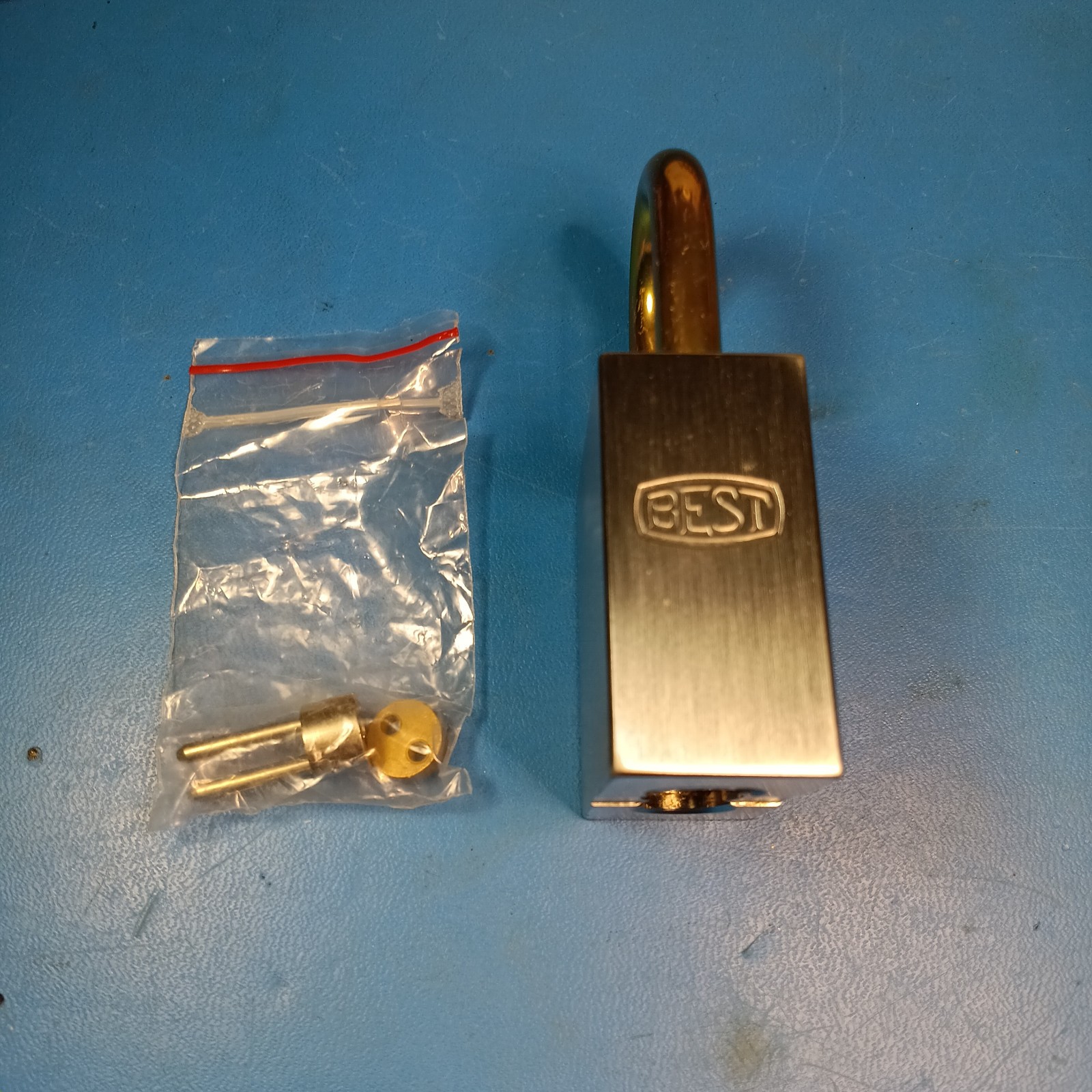 Large Heavy Rectangle Best Padlock/Lock. No Cylinder. Excellent, Hard to find