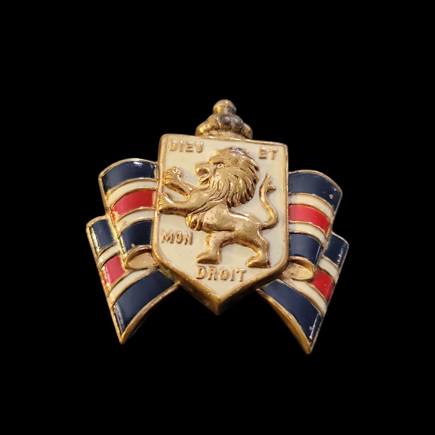 WWII British War Relief Society Pin #2 Lion Crown Accessocraft US Patent WWII British War Relief Society Pin #2 Lion Crown Accessocraft US Patent