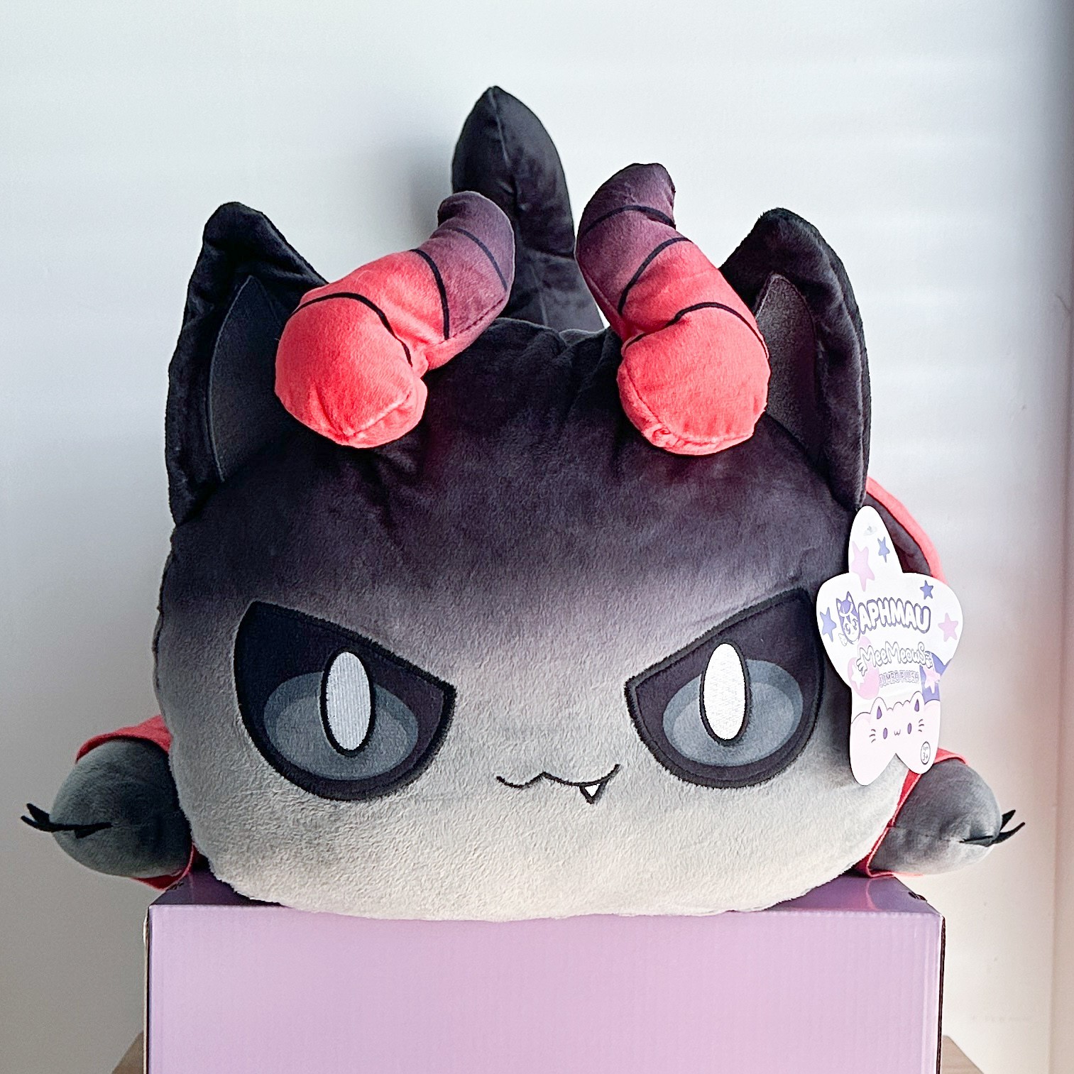 APHMAU MeeMeows Shadow Aaron Cat JUMBO 18\