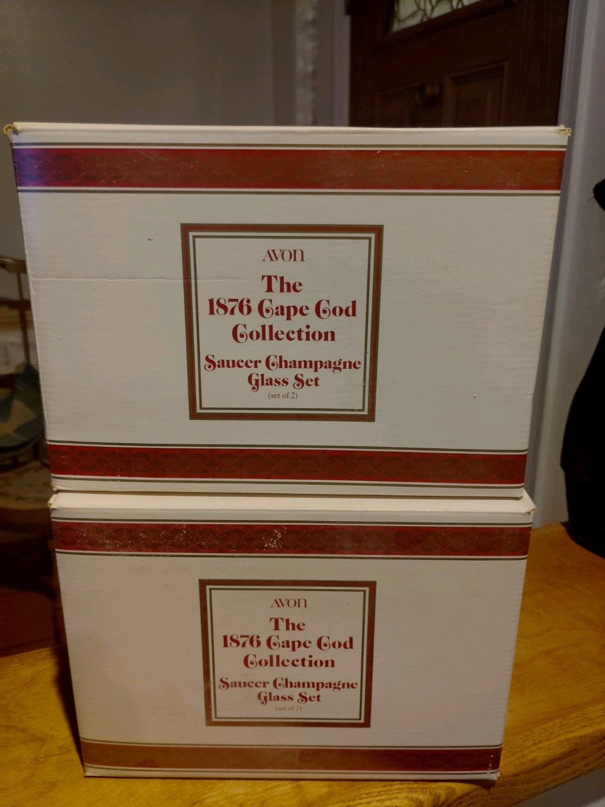 VINTAGE SET OF 4 AVON 1876 CAPE COD RUBY RED CHAMPAGNE GLASSES IN BO (EZS003952)