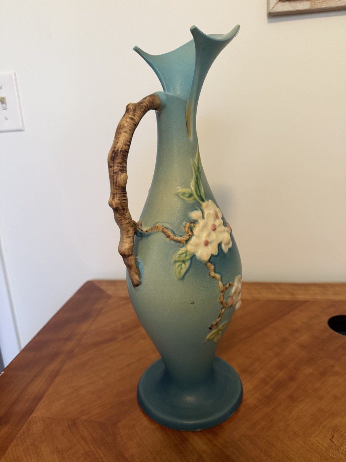 Roseville Pottery Magnolia ewer 318:15 Rare 1940