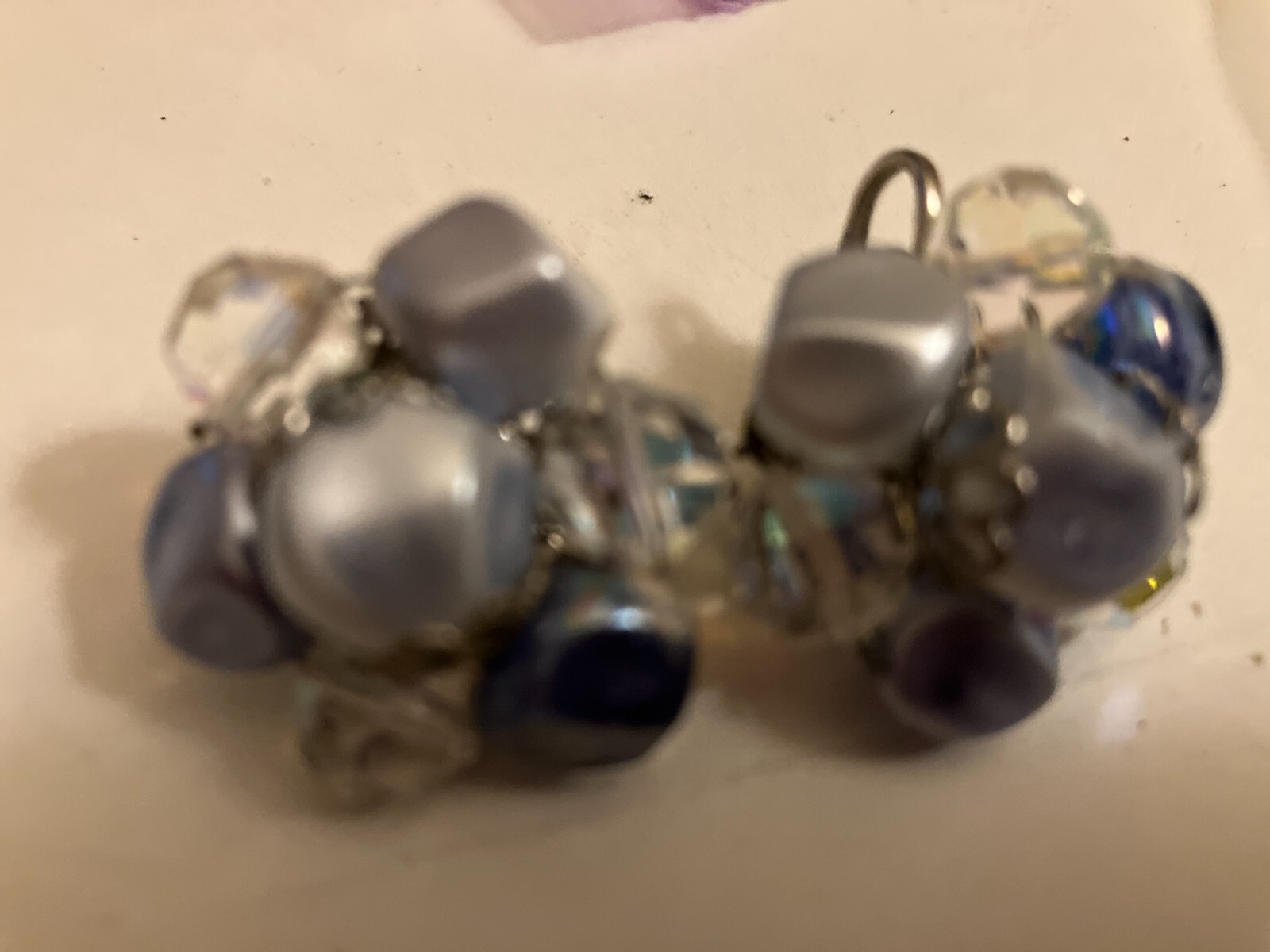VINTAGE ESTATE blue and clear bead cluster clip on  earrings