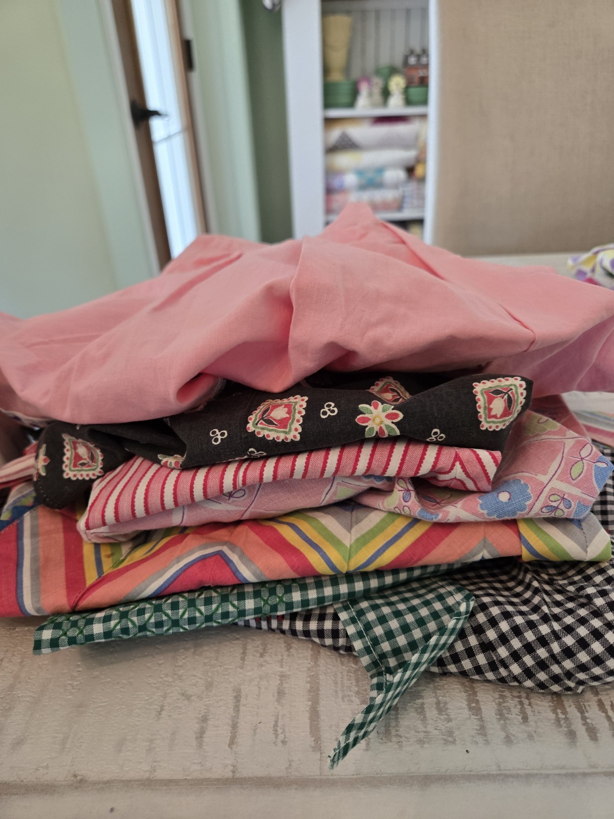 Beautiful Lot Of 7 VINTAGE HALF APRONS Feedsack Gingham Pink Red Black ADORABLE