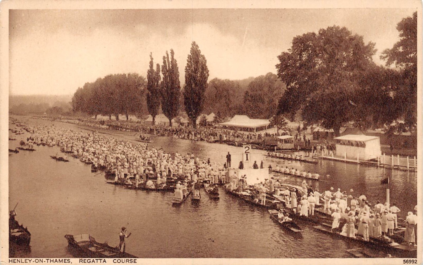 POSTCARD HENLEY ON THAMES REGATTA COURSE ANIMATED SCENE
