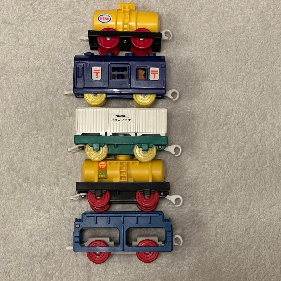PLARAIL Tank Car Set Esso Yellow Refrigerator Mail Car Car Transport Train 15+