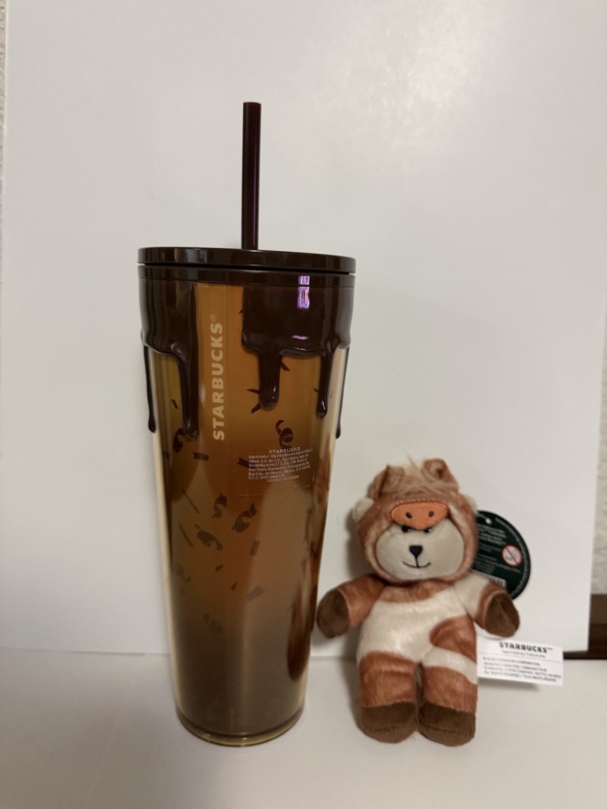 Starbucks Chocolate Swirl and  Key Chain Bearista 2026
