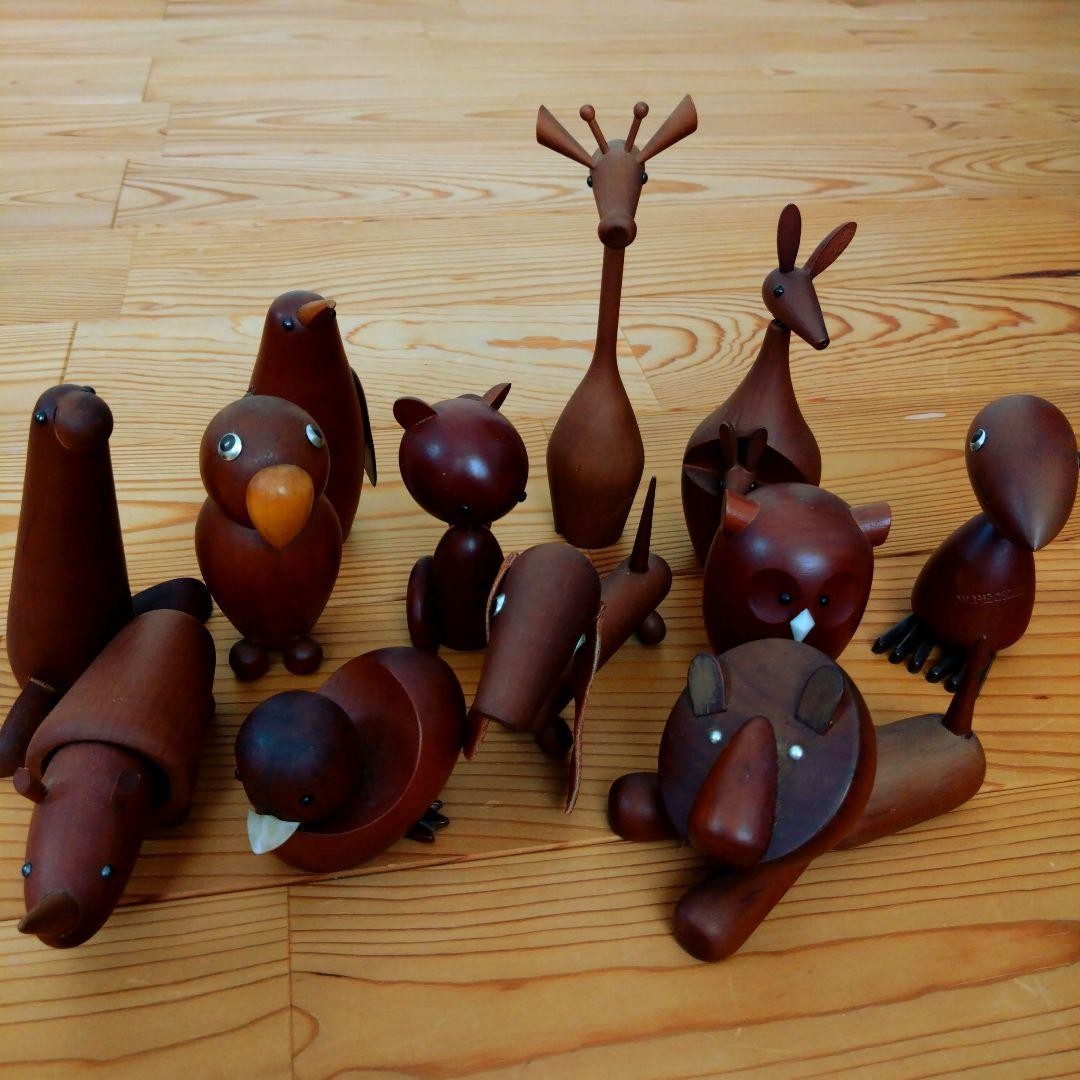 Senshukai Royal Pet Animal Figurines Set 12 Pcs Wooden Decor Dog Duck Vintage