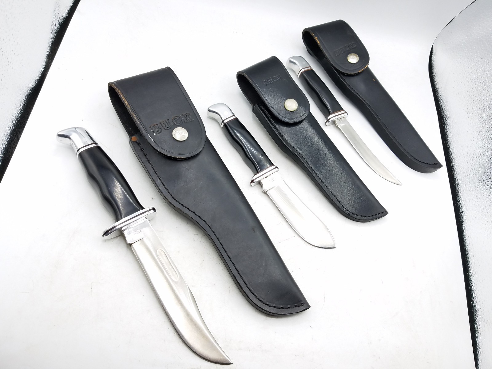 Lot of 3 VINTAGE 1972-86 & 1967-72 BUCK 119, 103, 105, All with Original Sheaths