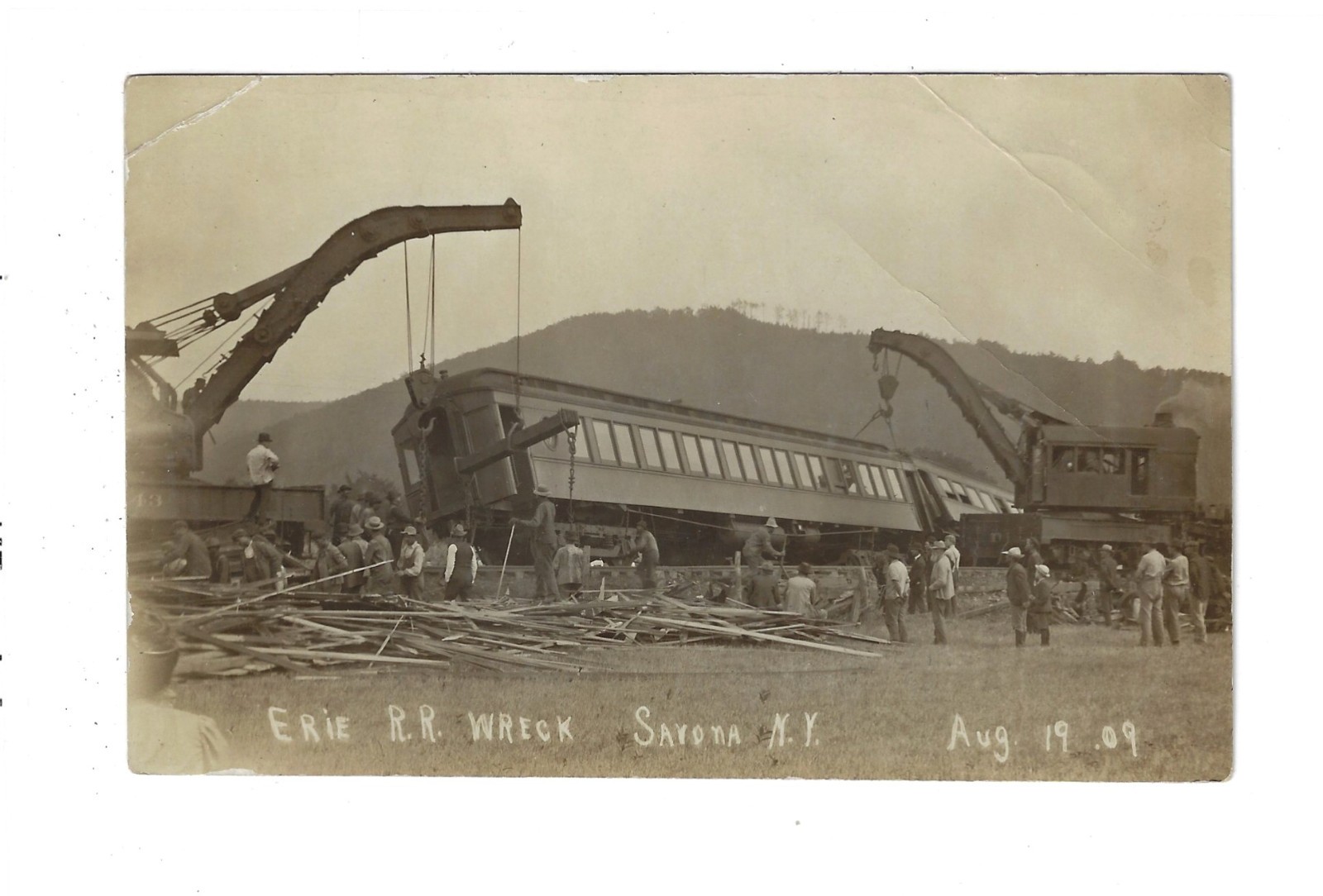 1909 Erie Railroad Train Wreck Savona New York RPPC Postcard 5320