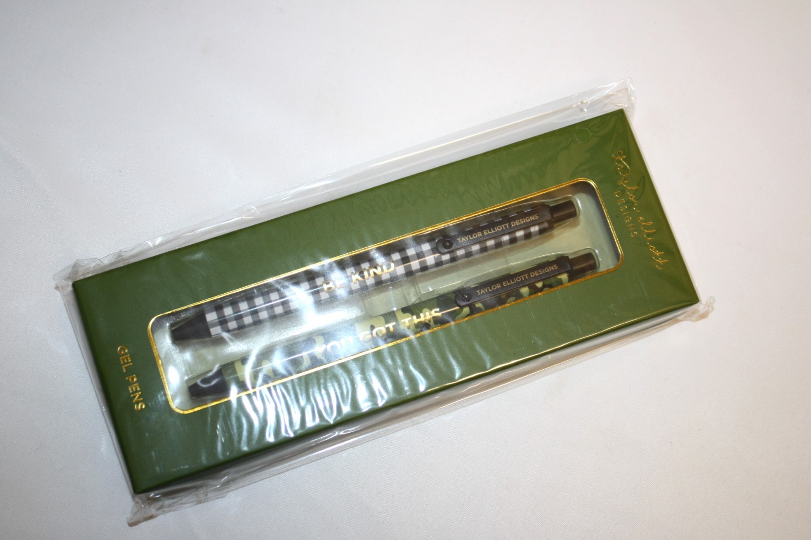 TWO beautiful Taylor Elliot Pen Gel Sets sealed TWO beautiful Taylor Elliot Pen Gel Sets sealed
