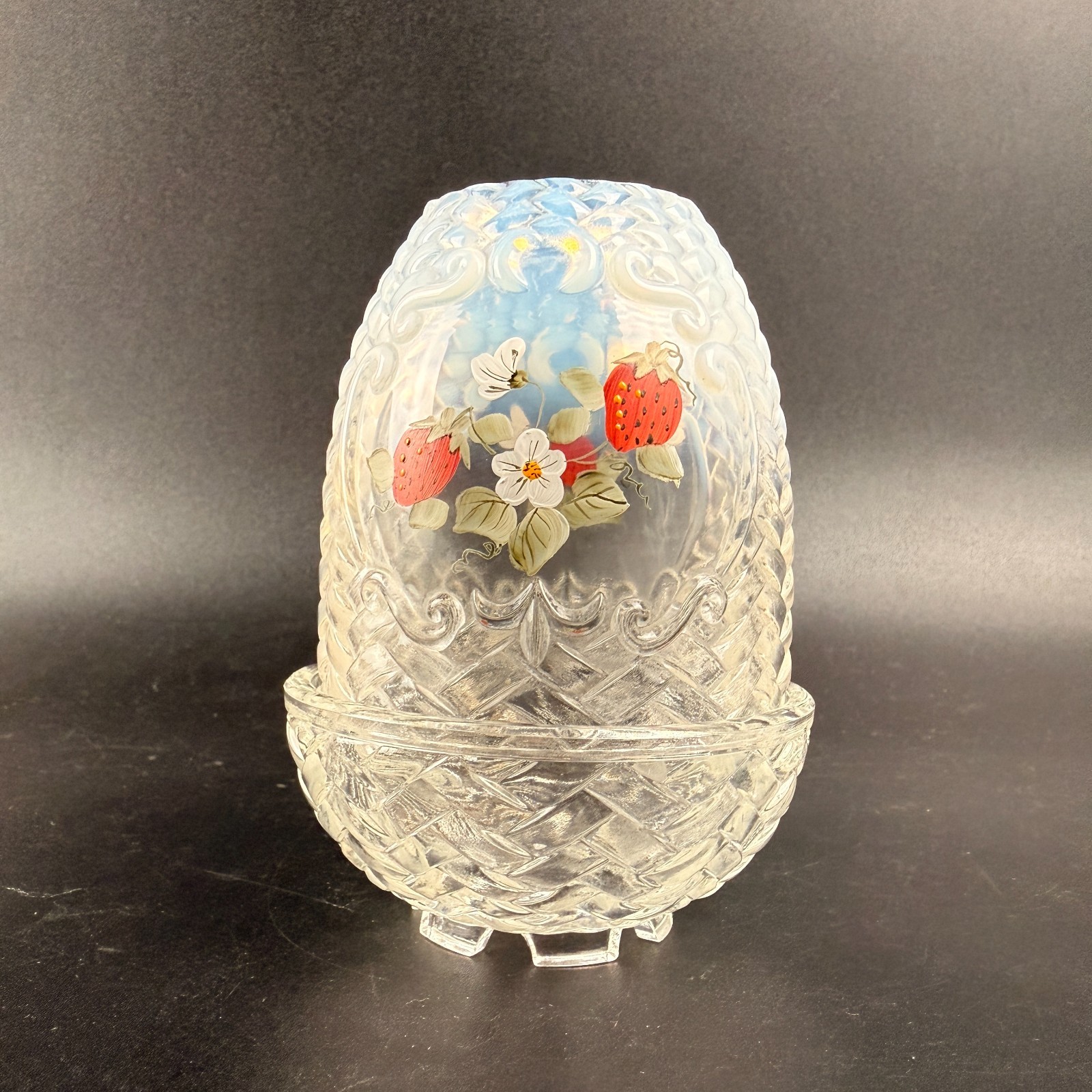 Fenton Basketweave Fairy Lamp HP Strawberries Signed Everson 4.5\