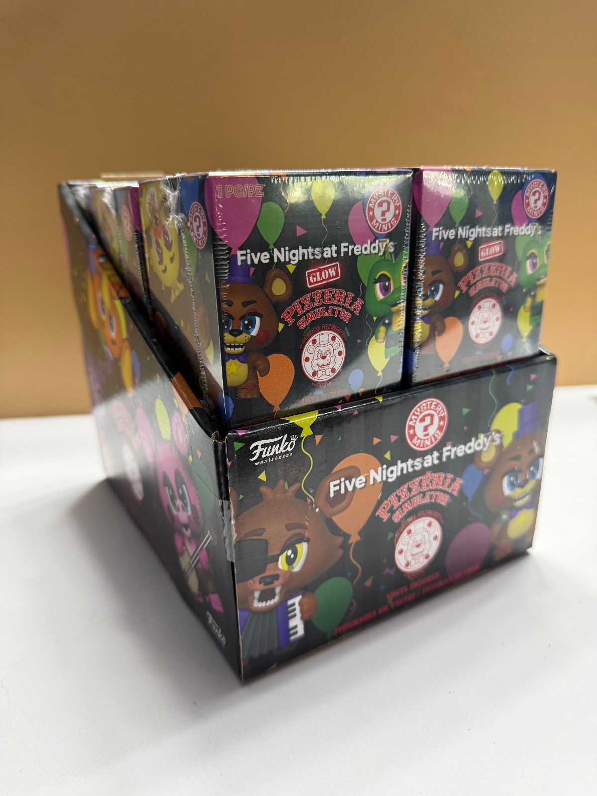 FUNKO FIVE NIGHTS AT FREDDYS Mystery Minis GLOW PIZZERIA SIMULATOR Retail BOX 12