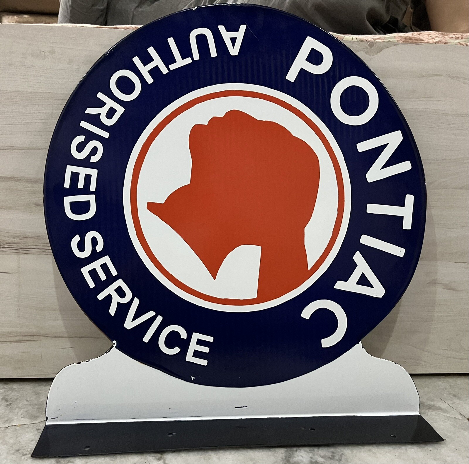 VINTAGE PONTIAC AUTHORISED SERVICE PORCELAIN ENAMEL SIGN 19×18×2.5 INCHES DOUBLE