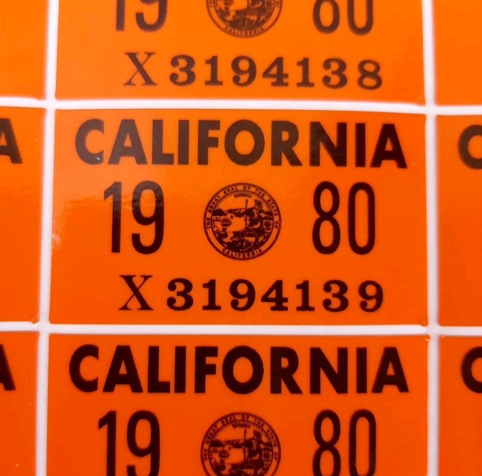 1980 California License Plate YOM Registration Sticker - CA DMV - (1)