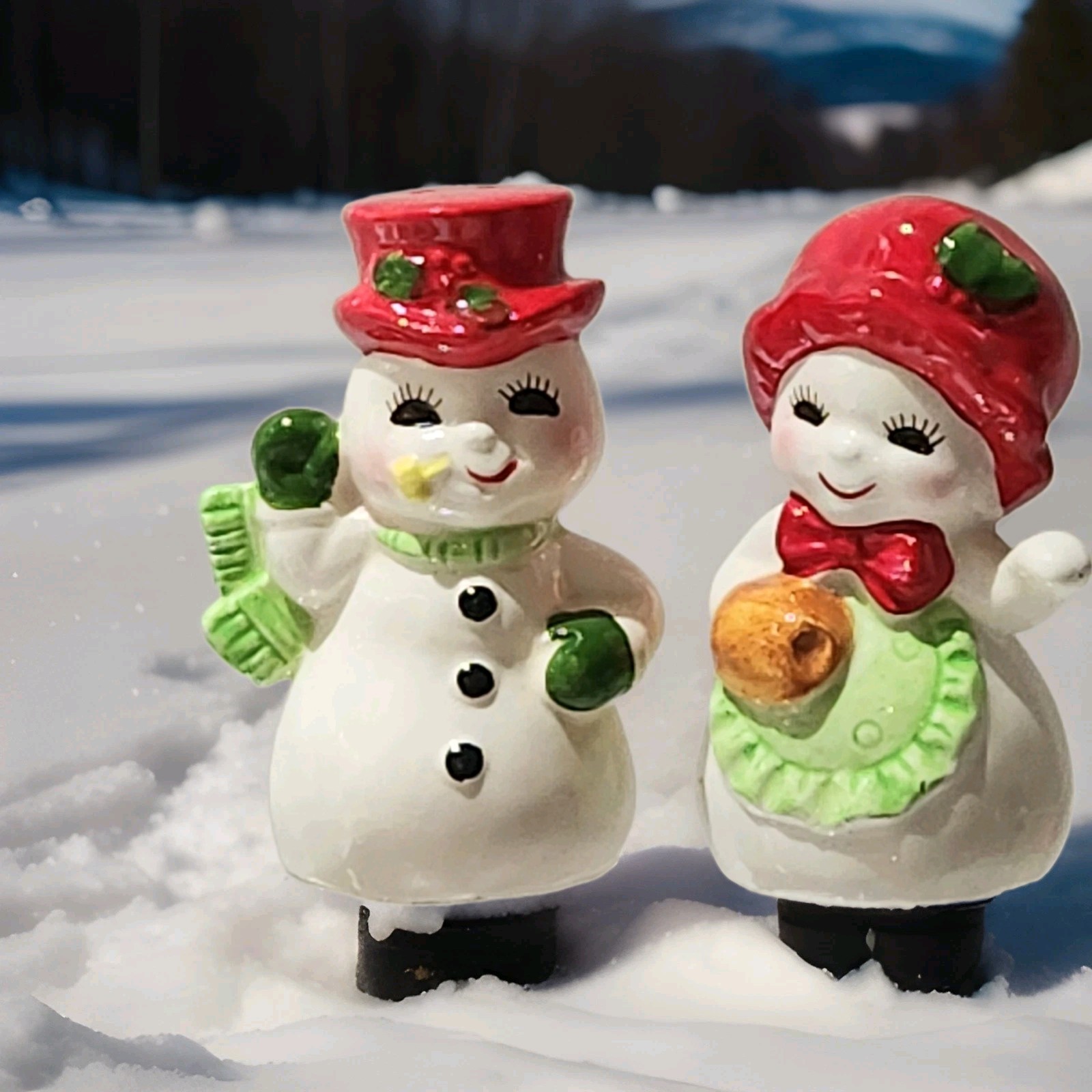 Vintage Mr & Mrs Snowman Salt & Pepper Set Japan