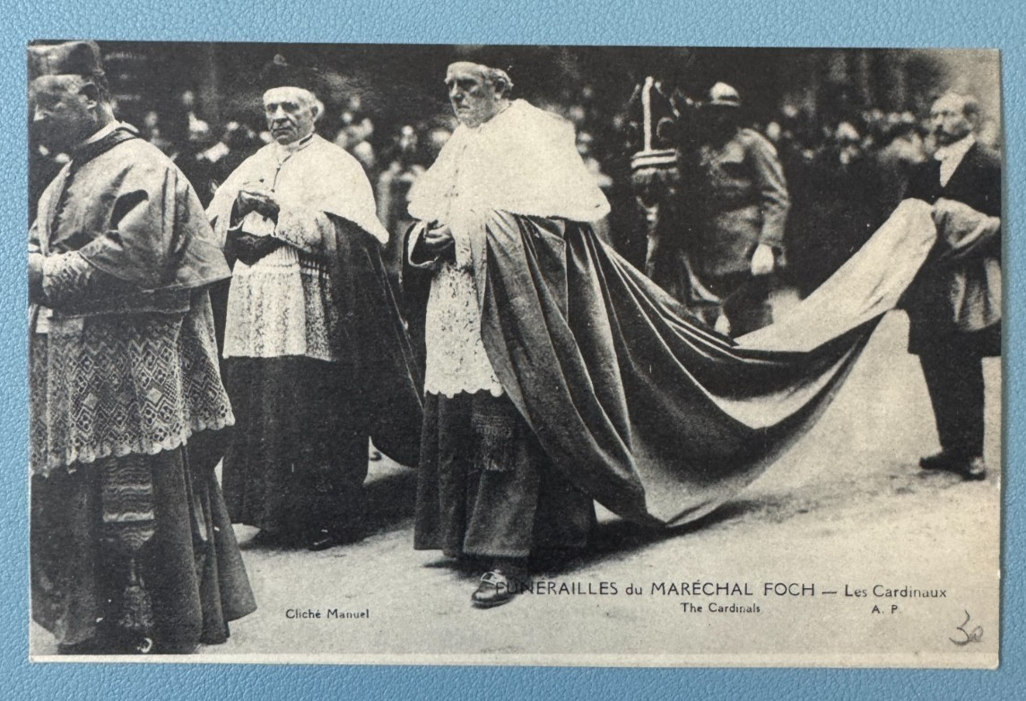 Funeral Postcard CPA Maréchal Foch Cardinals Clergy Paris 1929