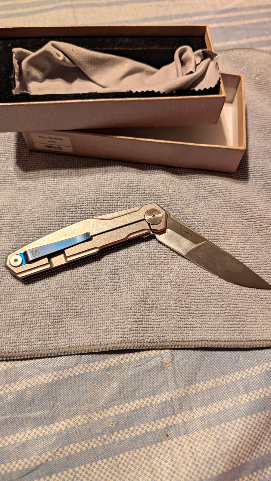 Real Steel G3 Puukko Titanium Frame Lock Pocketknife 14C28N Silver/Blue