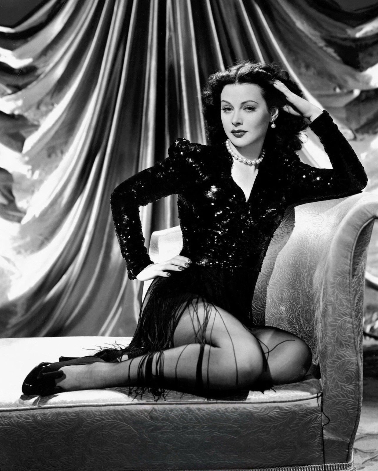 ACTRESS HEDY LAMARR - 8X10 PUBLICITY PHOTO
