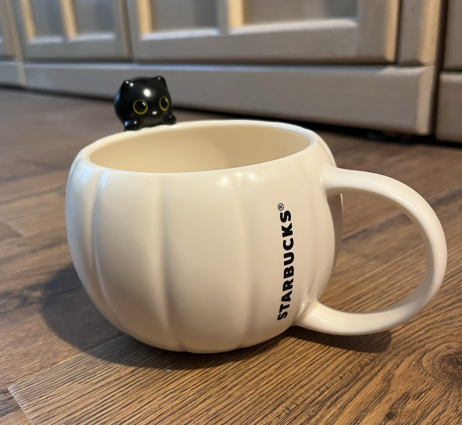Starbucks Halloween 2026 Ceramic Mug Black Cat Figure Cream White Pumpkin 12oz