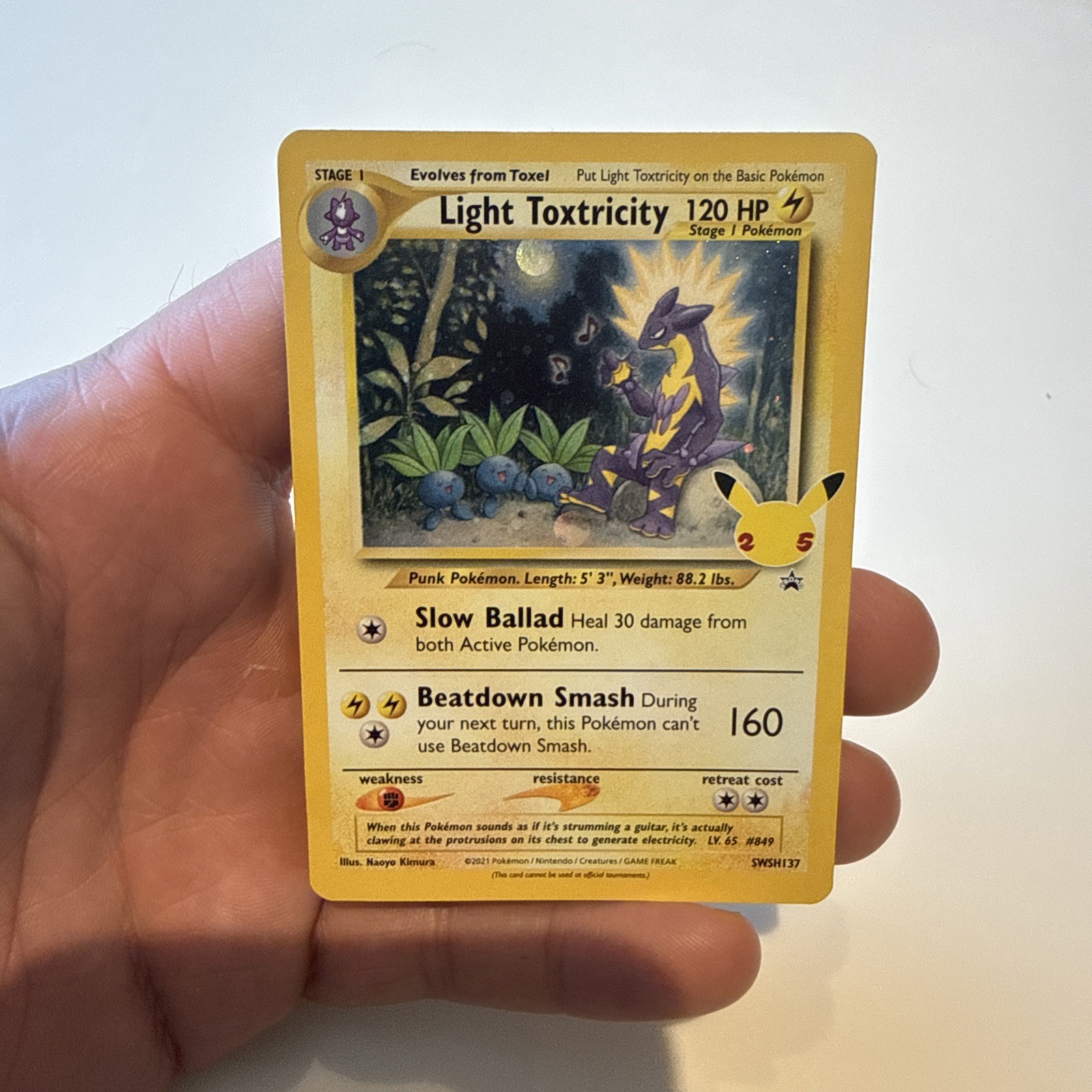 Light Toxtricity SWSH137 Holo Black Star Promo Celebrations Pokemon TCG MINT