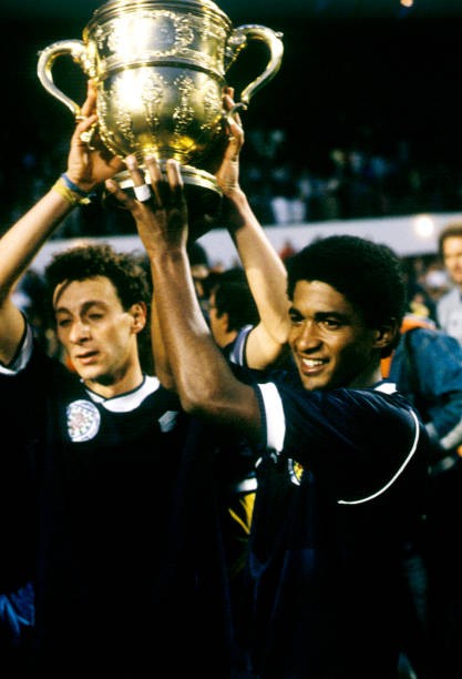 Brazil Geraldao celebrates victory in the Rous cup with the trophy Old Photo