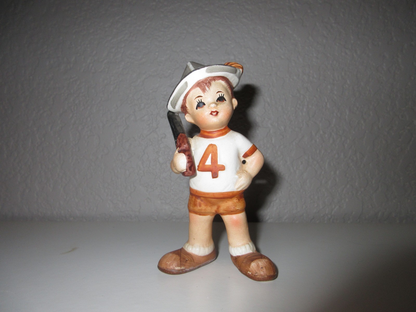 Vinatge LEFTON milestone BIRTHDAY figurine Year 4 Vinatge LEFTON milestone BIRTHDAY figurine Year 4