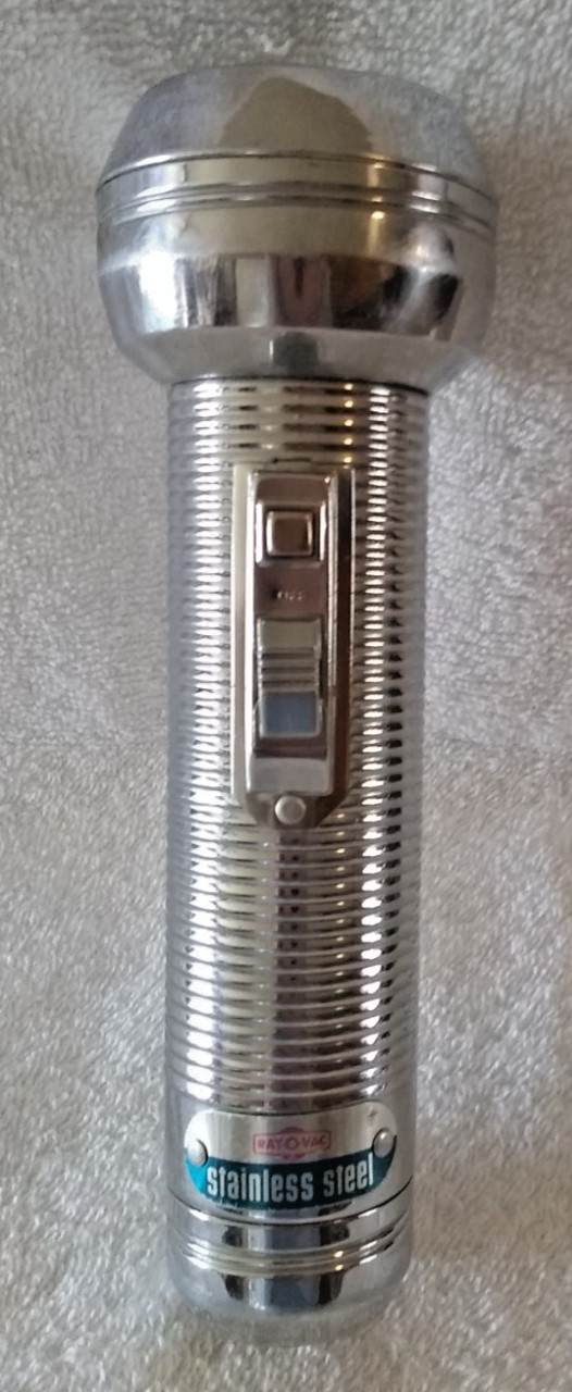 Vintage Ray-O-Vac Stainless Steel Ribbed Flashlight W/ Flash Button Working Vintage Ray-O-Vac Stainless Steel Ribbed Flashlight W/ Flash Button Working
