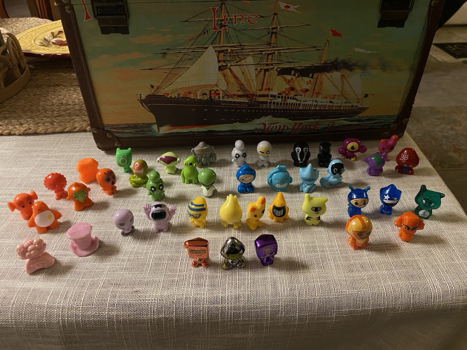 Most Wanted Precious Metals 70 Doda SERIES 4 POWER Gogos Crazy Bones 42 fig set